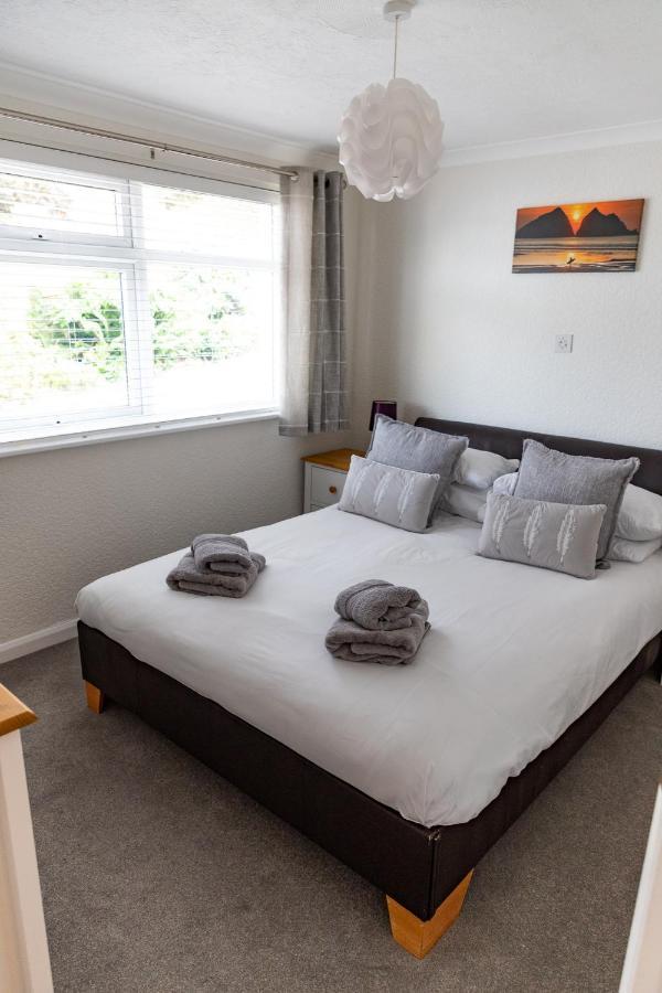 2 Chatsworth Riverscape Apartments - Peaceful Apartment In Great Location With Free Parking Overlooking The Gannel Just A Short Walk From Newquays Incredible Beaches And Local Amenities 新码头 外观 照片