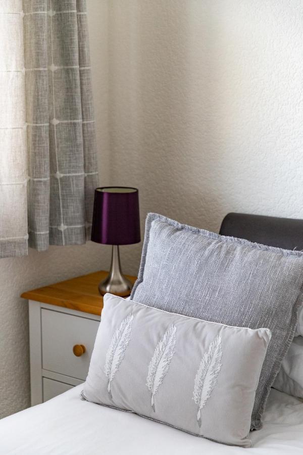 2 Chatsworth Riverscape Apartments - Peaceful Apartment In Great Location With Free Parking Overlooking The Gannel Just A Short Walk From Newquays Incredible Beaches And Local Amenities 新码头 外观 照片