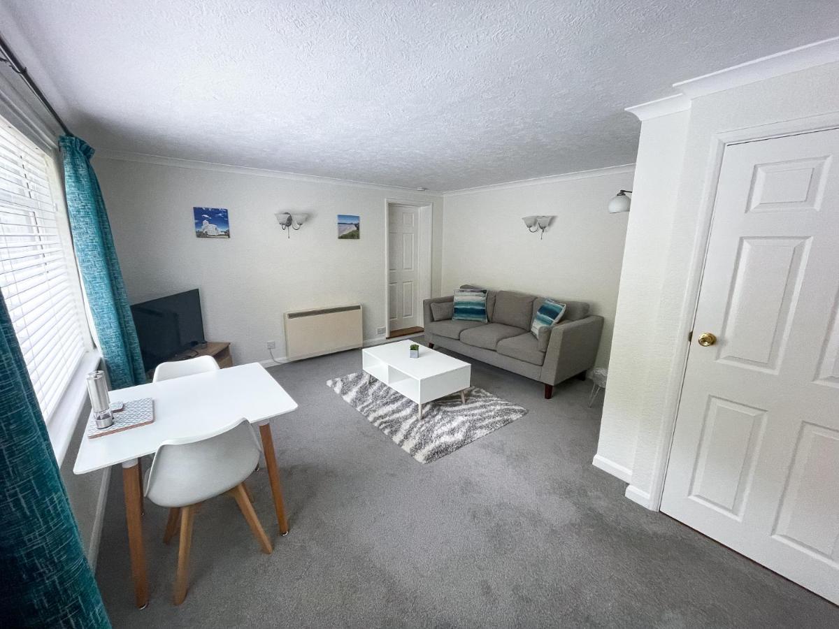 2 Chatsworth Riverscape Apartments - Peaceful Apartment In Great Location With Free Parking Overlooking The Gannel Just A Short Walk From Newquays Incredible Beaches And Local Amenities 新码头 外观 照片