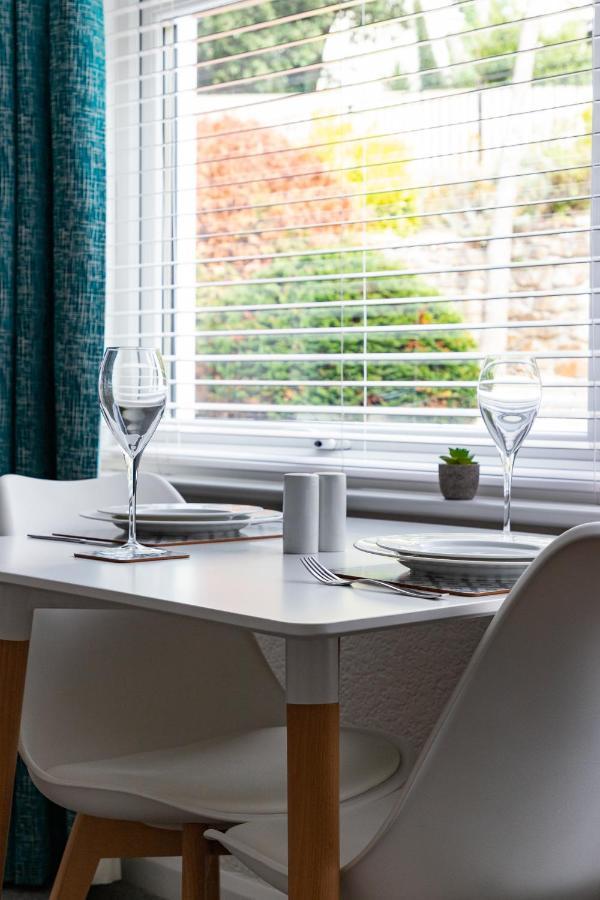 2 Chatsworth Riverscape Apartments - Peaceful Apartment In Great Location With Free Parking Overlooking The Gannel Just A Short Walk From Newquays Incredible Beaches And Local Amenities 新码头 外观 照片