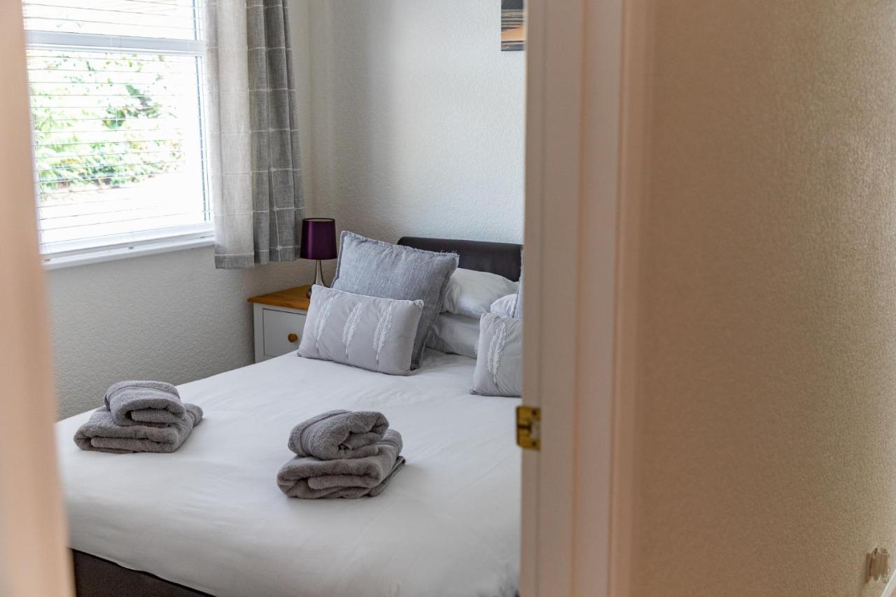 2 Chatsworth Riverscape Apartments - Peaceful Apartment In Great Location With Free Parking Overlooking The Gannel Just A Short Walk From Newquays Incredible Beaches And Local Amenities 新码头 外观 照片